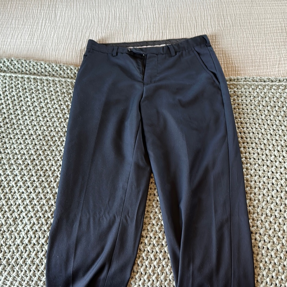 Navy dress suit pants. Slim fit. 30x34.